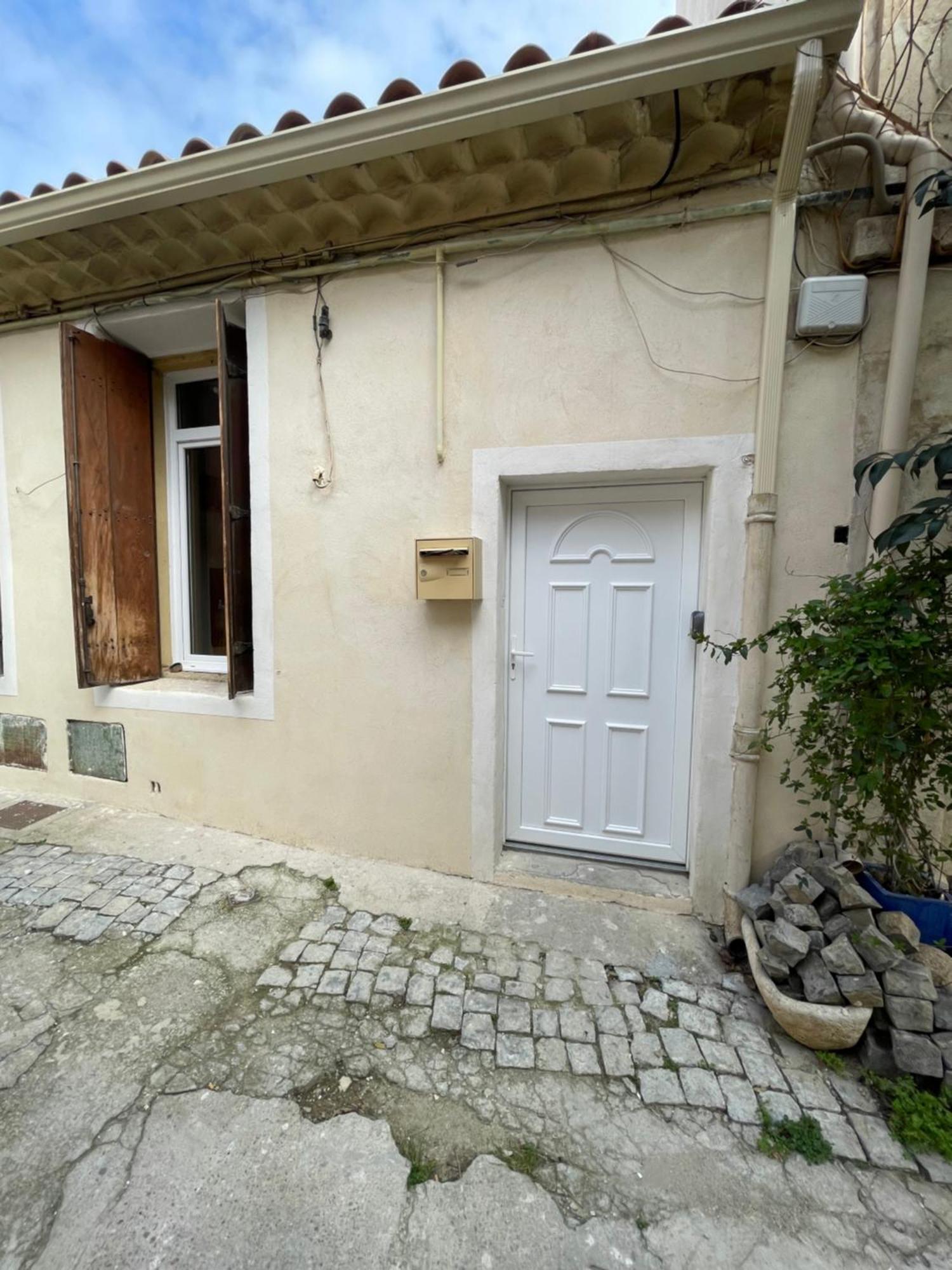 Apartament Chez Sonou , Nimes Centre Zewnętrze zdjęcie